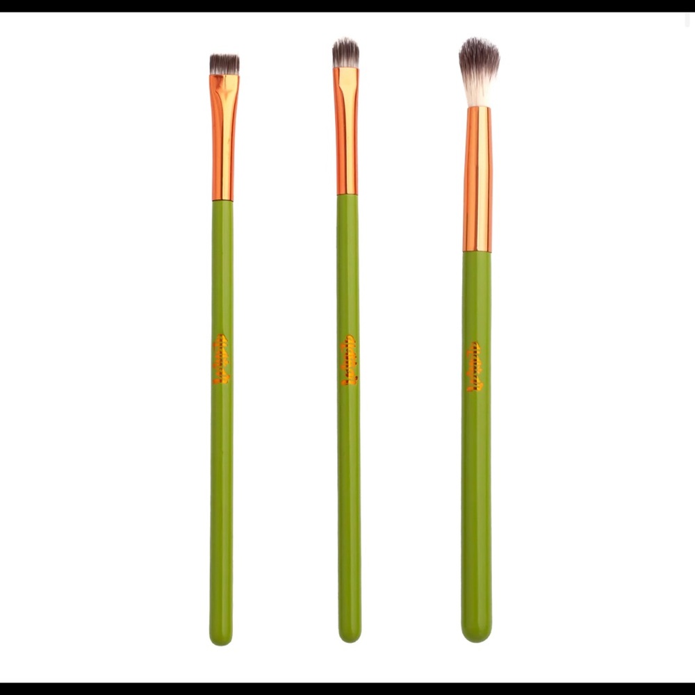 The Ojitos Brush Trio Vol. 1